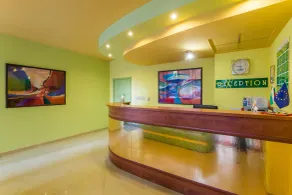 Hotel Elegance - Recepción