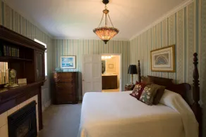 Maplewood Hotel - Chambre