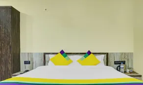 Itsy Hotels Cradle Regency - Room