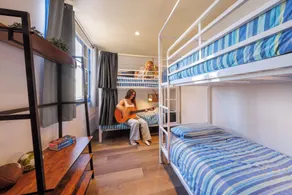 Mad Monkey Hostel Coogee Beach - Room