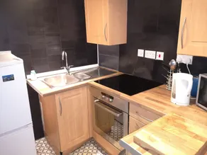 Glasgow Hampden Garden Flat - Eget kjøkken