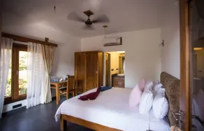 Dunhill Beach Resort - Room