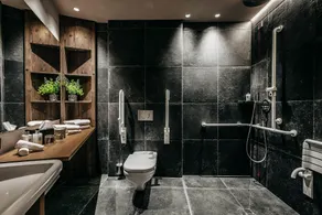 Werdenfelserei - Bathroom
