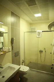 Cheltikov Hotel - Bathroom