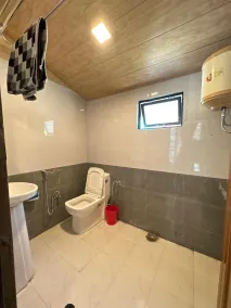 Sunshine Cafe & Cottage Riverside - Baño