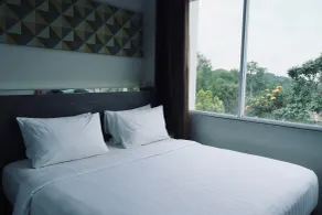 Clove Hotel Bandung - Zimmer