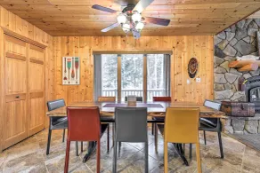 Crandon Cabin Getaway w/ Boat Dock & Deck! - Interiør