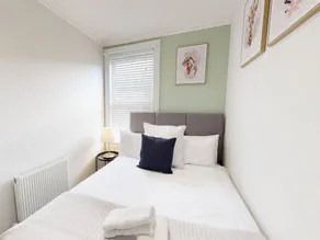 Scarborough Stays - Norwood House - Room
