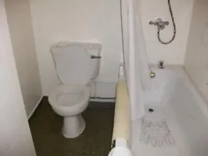 Comfort Inn Birmingham - Bathroom