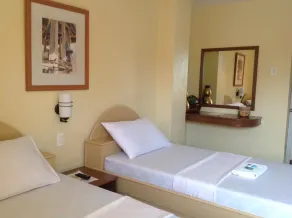 Danel Pensionne House - Habitación