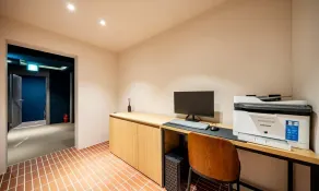 Hound Hotel Gumi indong - Hall