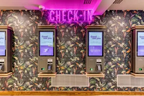 Premier Inn London St Pancras - Reception