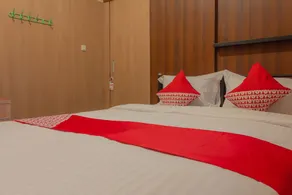 Hotel O near Universitas Pelita Harapan formerly Pelangi Guest House - Room