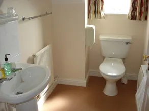 Malt House - Bathroom