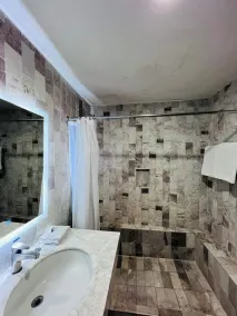 Hotel Bedd Express Querétaro - Baño