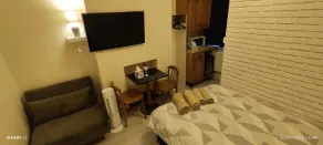 St Lucia women only lodge Leicester long stays - Room