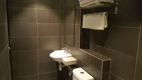 9 Square Hotel - Seri Kembangan - Salle de bain