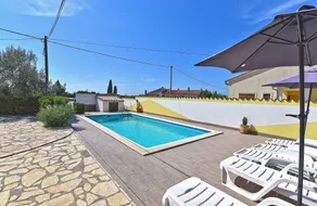 House Galizana 1962 - Piscina