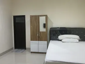Hotel O Anugrah Homestay Syariah - Værelse