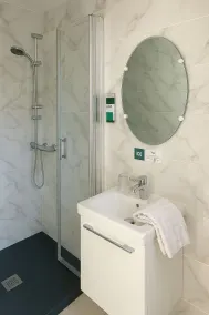 Hôtel du Cirque Troyes Centre Historique - Salle de bain