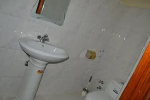 Muramia Motel - Bathroom