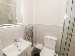 Tannery Cottage - Bathroom