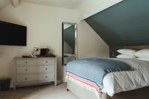 The Falcon Inn - Room