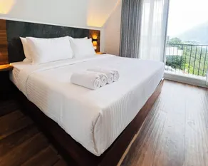 TRIP MOUNT - Room