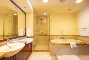 Fairmont North Residence Full Sea View 2br 163 Sqm - Bathroom