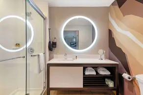 Best Western Plus Executive Residency Rigby's Water World Hotel - Salle de bain