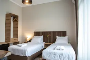 Egli - Room