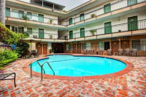 Dunes Inn - Wilshire - Piscine