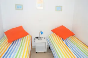 Holyday Center A02 - Room