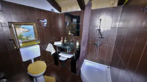 Holiday House Kolic for 2 Persons - Bathroom
