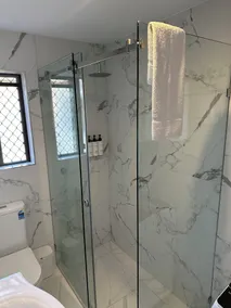 Quest Ascot - Bathroom