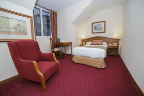 Hotel Hoyuela - Zimmer