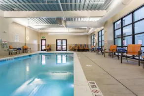 Holiday Inn & Suites Chattanooga Downtown by IHG - Piscina