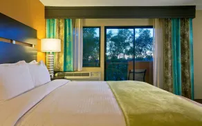 DoubleTree by Hilton Hotel Santa Fe - Room