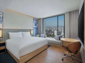 Hilton Garden Inn Bangkok Riverside - Værelse