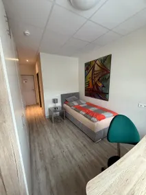 Amaya Rooms Hannover Laatzen nahe Messe & Arena - Rum