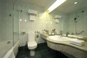 Best Western Premier Hotel Slon - Badeværelse