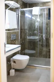 Akdeniz Yaşam Otel - Badezimmer