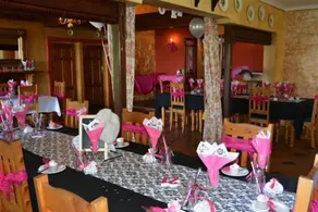 Old Halliwell Country Inn - Restaurant