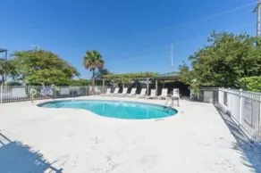Marsh Winds 2N - Pool