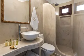 Summer House Collection - A Secluded Getaway - Bathroom