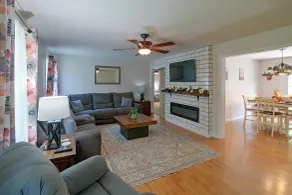 Private Yard: Fire Pit & Cornhole! Moorefield Gem - Interior