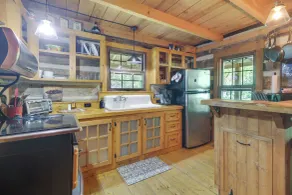 Restored Buchanan Log Cabin on 9-mile Creek! - Interiør