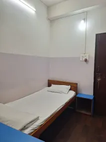 MAYUR HOTEL - Room