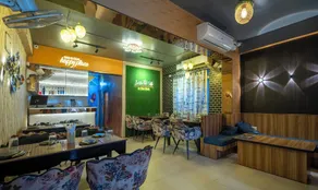 Treebo Taj Square, 10 Mins From Airport - Restaurant