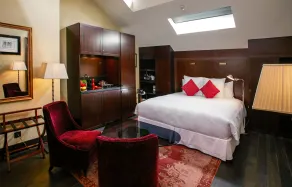 The Vagabond Club, a Tribute Portfolio Hotel Singapore - Room